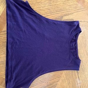 Lululemon crop top